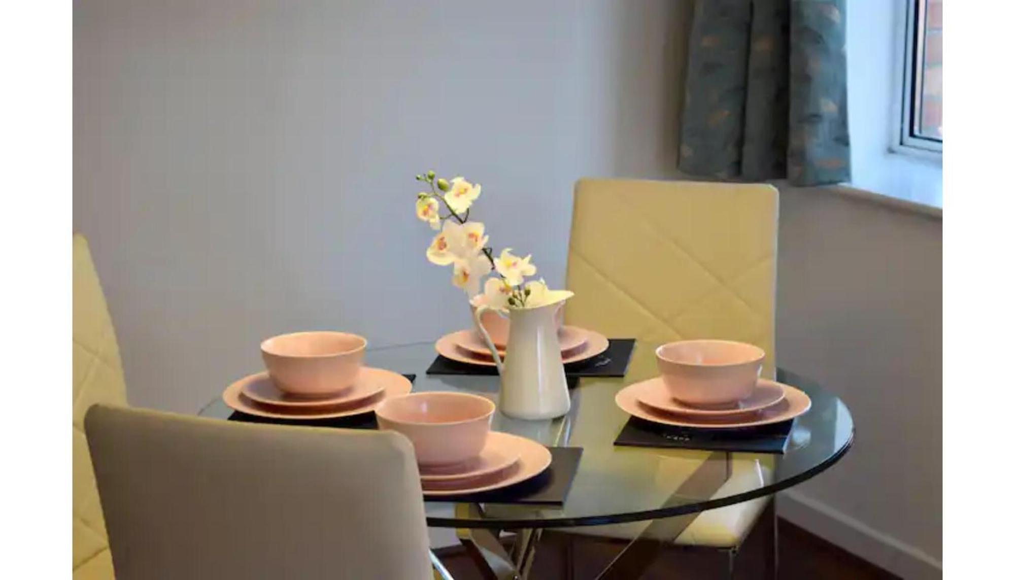 2 Bedroom Apartment Near Historical Christchurch Дублин Экстерьер фото